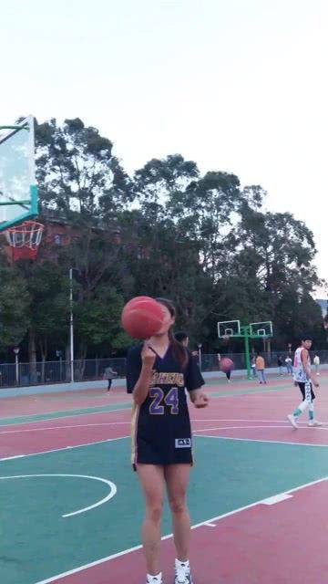 乾坤成人篮球教学视频