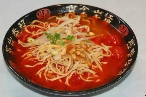 成人吃酸汤面叶视频,成人美食新体验，酸辣鲜香，回味无穷