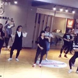 简单的成人舞蹈技巧视频,跟随舞蹈视频掌握成人舞蹈基础技巧