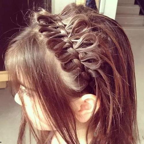 成人牛角编辫子视频教程,跟随视频轻松学会优雅编发技巧