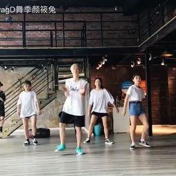 妇女成人爵士舞视频,解锁女性成人舞步魅力