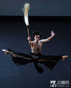 成人舞蹈国际比赛视频,成人舞蹈国际比赛精彩瞬间回顾