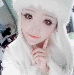 成人芭比假发怎么戴视频,轻松打造时尚成人造型