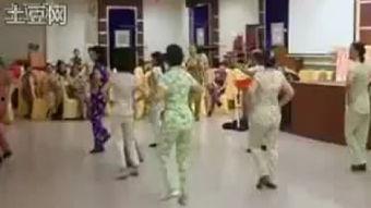 成人舞蹈母亲节视频播放,共庆佳节——成人舞蹈母亲节特别视频回顾 第3张 成人舞蹈母亲节视频播放,共庆佳节——成人舞蹈母亲节特别视频回顾 第3张