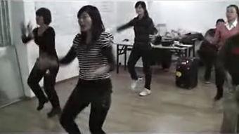 成人版打滚子视频  第2张