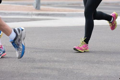 成人初练轮滑视频  第1张
